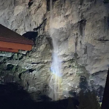 Waterfall View Luxury Penthouse Apartment Lauterbrunnen