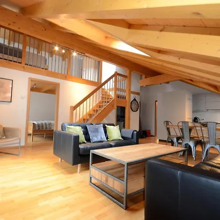 Waterfall View Luxury Penthouse * Lauterbrunnen